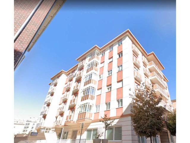 Se vende piso, soleado con magnificas vistas exterior, 3 dormitorios con 2 baños y 2 plazas con trastero photo 0