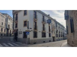 Descubre tu nuevo hogar en el corazón de la ciudad! Este encantador piso reformado photo 0
