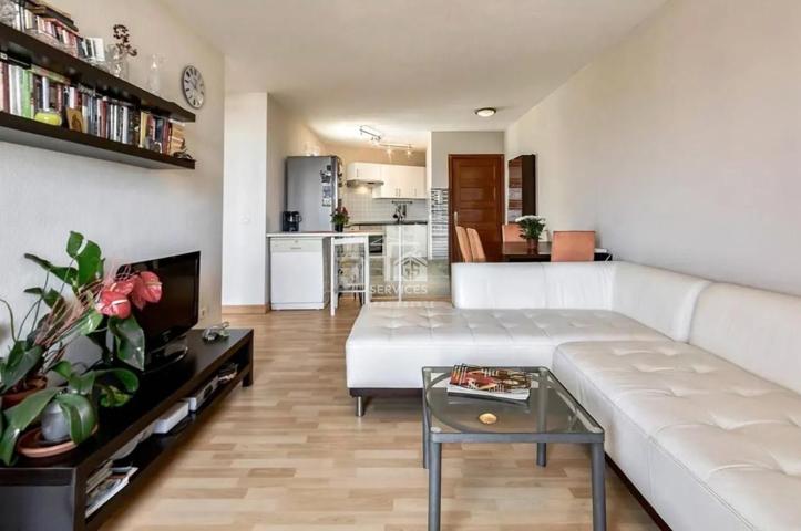 Piso en venta en Torviscas photo 0