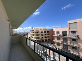 Apartamento en Adeje photo 0
