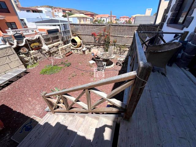 Encantador piso con terraza, jardín y vistas al mar en El Médano photo 0