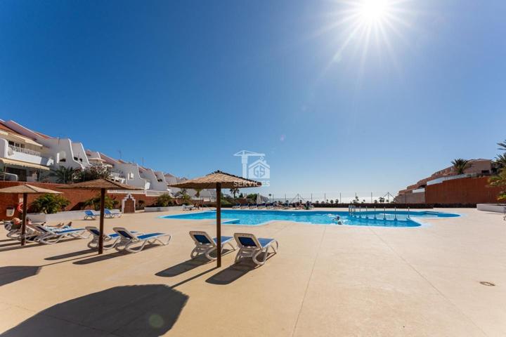 Impresionante Vivienda Reformada de 3 Dormitorios en Amarilla Golf, Tenerife photo 0
