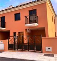 Chalet adosado en Tijoco bajo photo 0