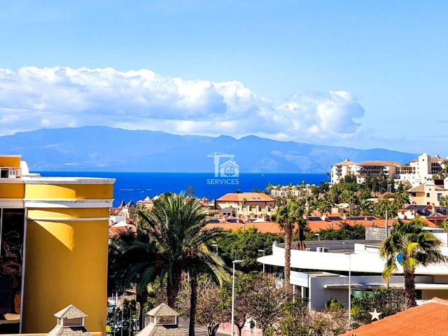 Dúplex moderno con garaje doble Costa Adeje photo 0