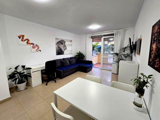 Se alquila maravilloso apartamento con vistas al mar en Roque del Conde. photo 0