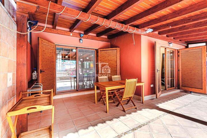 Adosado de lujo en Villas del Duque photo 0