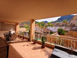 Espectacular y renovado piso en Brisas del Mar photo 0