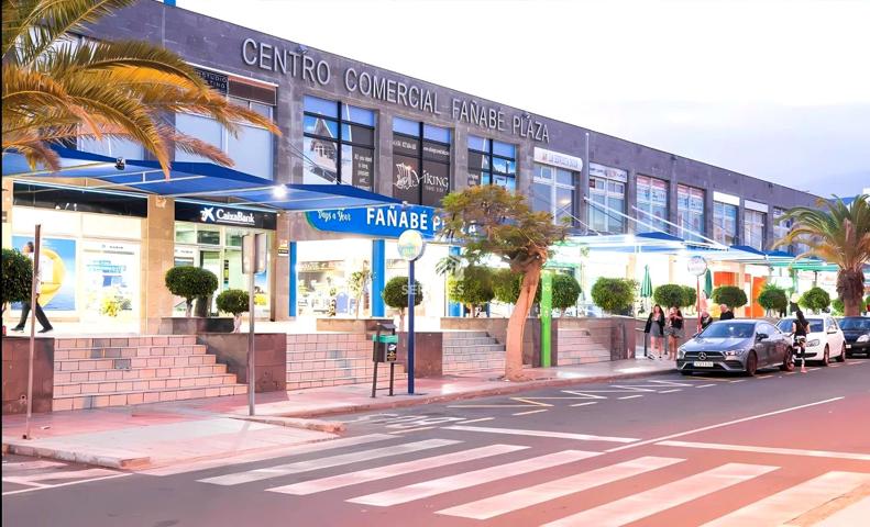 Local Comercial con Terraza Privada en Playa de Fañabé photo 0