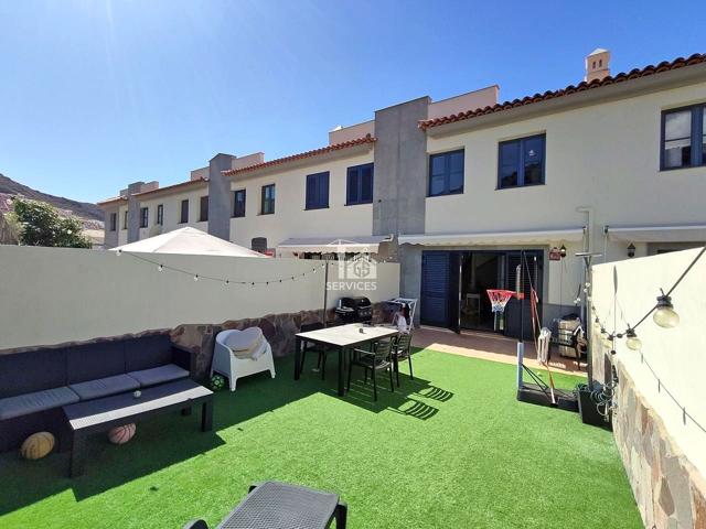 Casa adosada en Villas Mirador del Duque photo 0