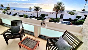 Ático con azotea privada y licencia vacacional en Costa del Silencio photo 0