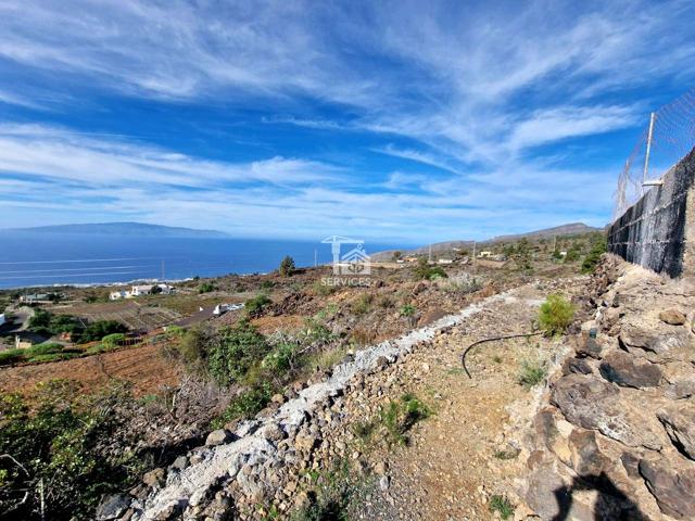 Terreno rústico con vistas panorámicas excepcionales en Chío photo 0