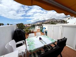 Piso luminoso con vistas al mar en Puerto Santiago photo 0