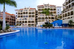 Apartamento en planta baja en Los Cristianos photo 0