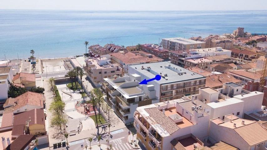 Pisos nuevos de 2-3 dormitorios, 2 baños a 200 metros de la playa en Torre de La Horadada photo 0