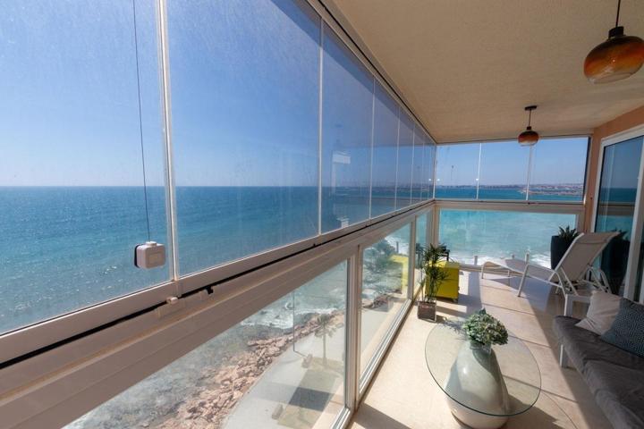Apartamento de 3 dormitorios y 2 baños, primera linea Playa del Cura ( Torrevieja) photo 0