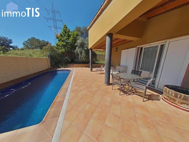GRAN CASA EN URB. CORRAL D'EN CONA - CUBELLES. photo 0