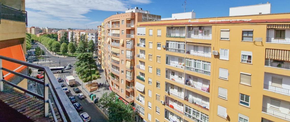 PISO DE 4 DORMITORIOS Y ESPECTACULARES VISTAS EN AVENIDA FERNANDO CALZADILLA photo 0