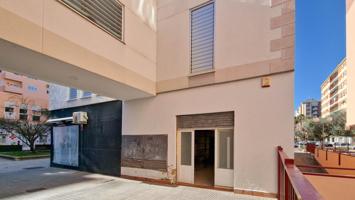 LOCAL COMERCIAL EN VENTA JUNTO A LA PLAZA DE LAS AMÉRICAS VALDEPASILLAS photo 0
