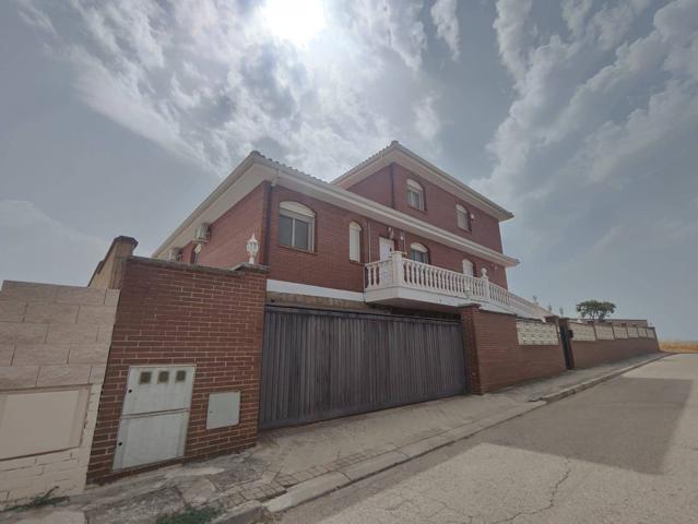 Casa En venta en Villanueva De Perales photo 0