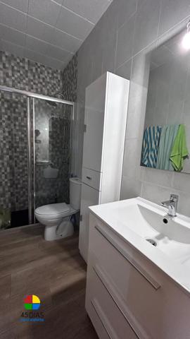 OPORTUNIDAD ÚNICA EN RIPOLLET – PLANTA BAJA CON DOS PATIOS photo 0