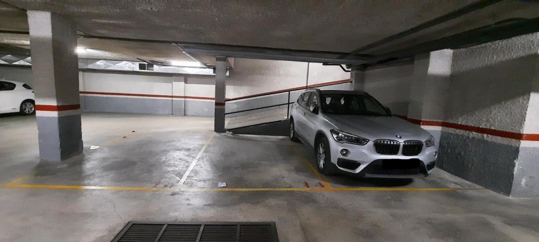 PARKING EN EL CENTRO DE SABADELL photo 0