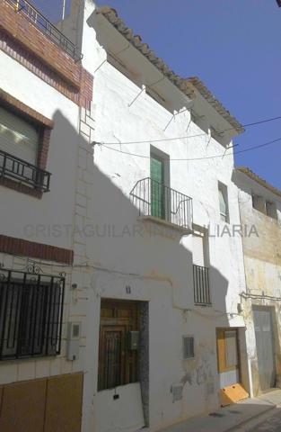 PARA REFORMAR: CASA DE PUEBLO EN VILLAR DEL ARZOBISPO photo 0