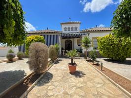 Chalet independiente con piscina photo 0