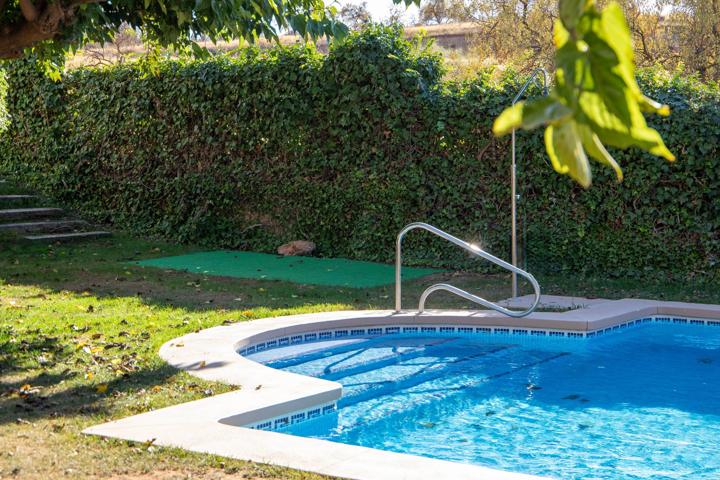 AGNOOR presenta en exclusiva este bonito chalet adosado en la localidad de Mollina, provincia de Málaga. photo 0