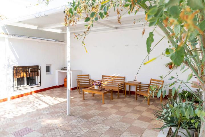 Venta de casa independiente en Alameda photo 0