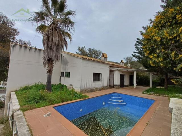 Casa En venta en Canyelles photo 0
