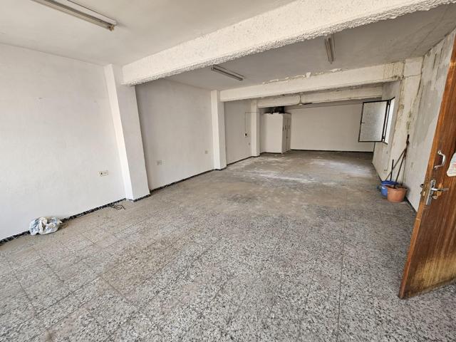 Local En venta en Elda photo 0