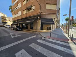 Local En venta en Elda photo 0