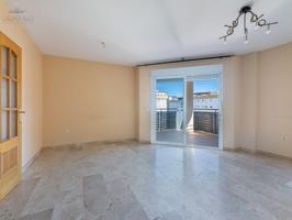 Piso En venta en Vélez-Málaga photo 0