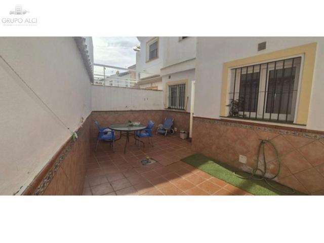 Piso En venta en Benamocarra photo 0