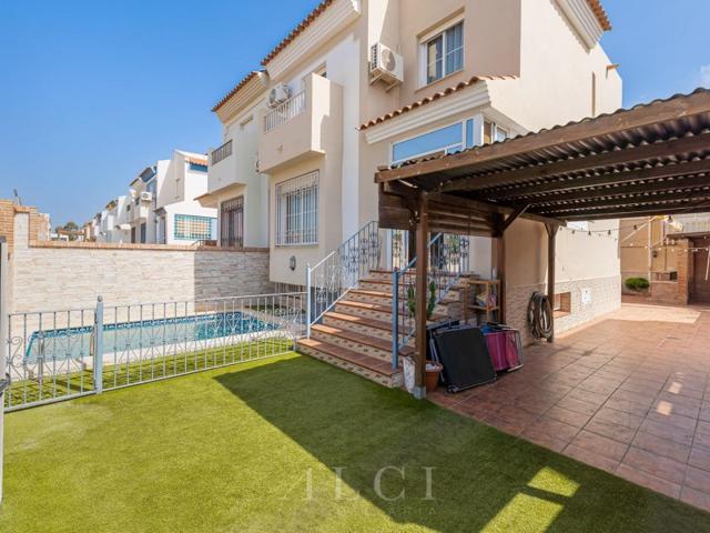 Villa En venta en Vélez-Málaga photo 0