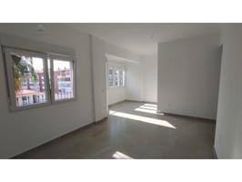 Piso En venta en Vélez-Málaga photo 0