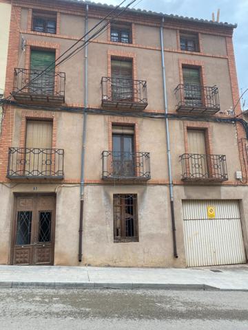 EN VENTA EDIFICIO EN MONREAL DEL CAMPO photo 0
