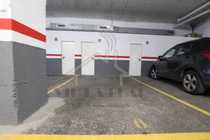 PLAZA DE PARKING EN PERAMÁS photo 0