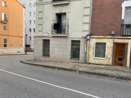 LOCAL EN CASCO ANTIGUO photo 0