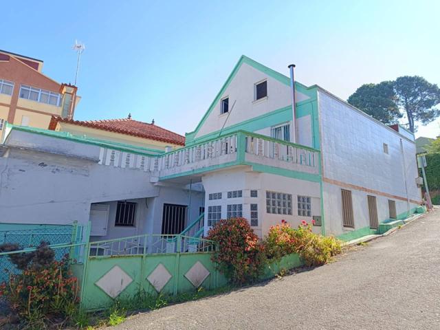 Casa en venta en Lavadores (Vigo) photo 0