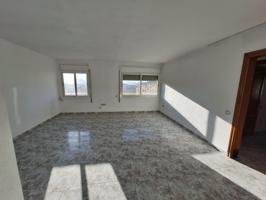Piso en Can Rull soleado y luminoso photo 0
