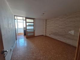 Piso de 3 habitaciones en Terrassa photo 0
