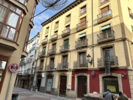 VENTA PISO CALLE MAYOR JACA photo 0