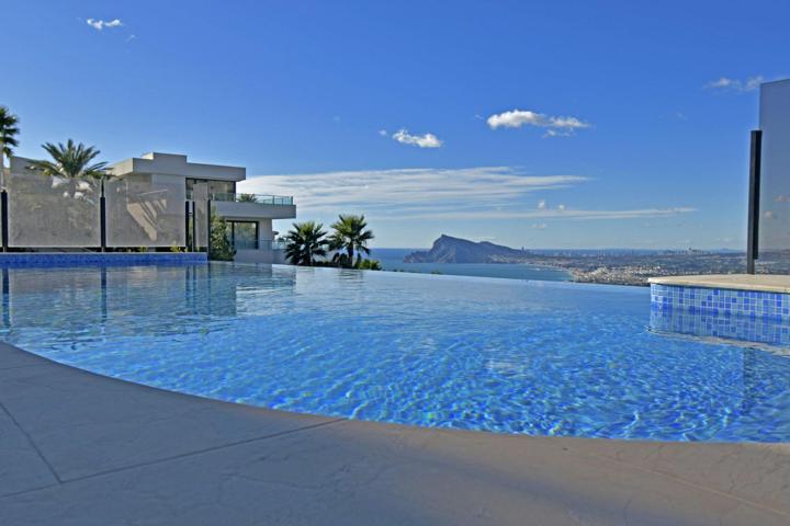 VILLA DE LUJO DE OBRA NUEVA EN ALTEA HILLS CON VISTAS PANORAMICAS AL MAR photo 0