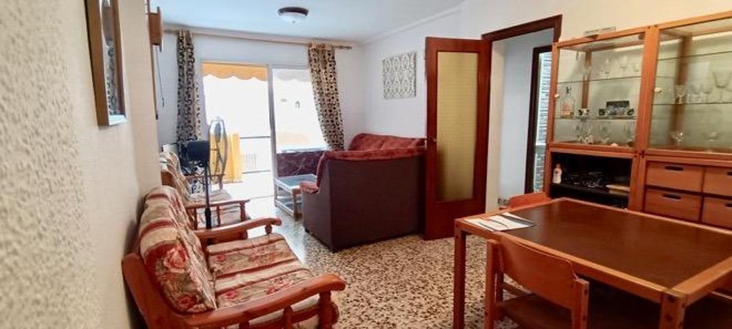 AMPLIO APARTAMENTO EN BENIDORM – ZONA CENTRO, A SÓLO 125 METROS DE LA PLAYA photo 0