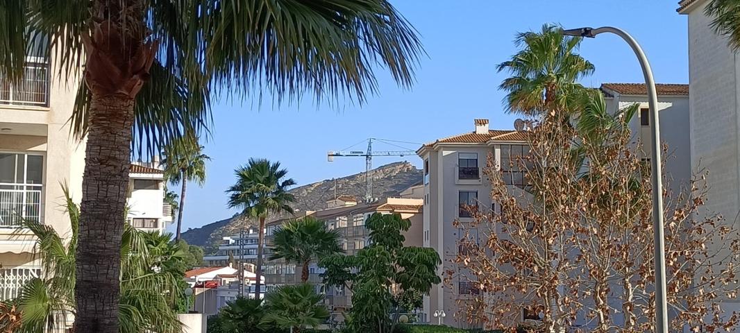 ¡MAGNÍFICO PISO REFORMADO CON 3 HABITACIONES Y 2 PLAZAS DE PARKING EN ALBIR! photo 0