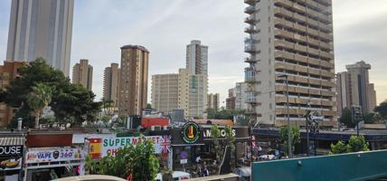 GRAN OPORTUNIDAD! APARTAMENTO EN LEVANTE CON PARKING Y PISCINA COMUNITARIA photo 0