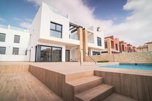 Casa En venta en Rocio Del Mar, Orihuela Costa photo 0