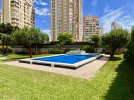 APARTAMENTO LUMINOSO CON TERRAZA, PISCINA Y PARKING COMUNITARIO A SOLO 600 METROS DE LA PLAYA photo 0