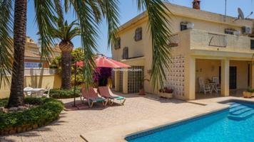 Casa En venta en Escandinavia, L'Alfas Del Pi photo 0